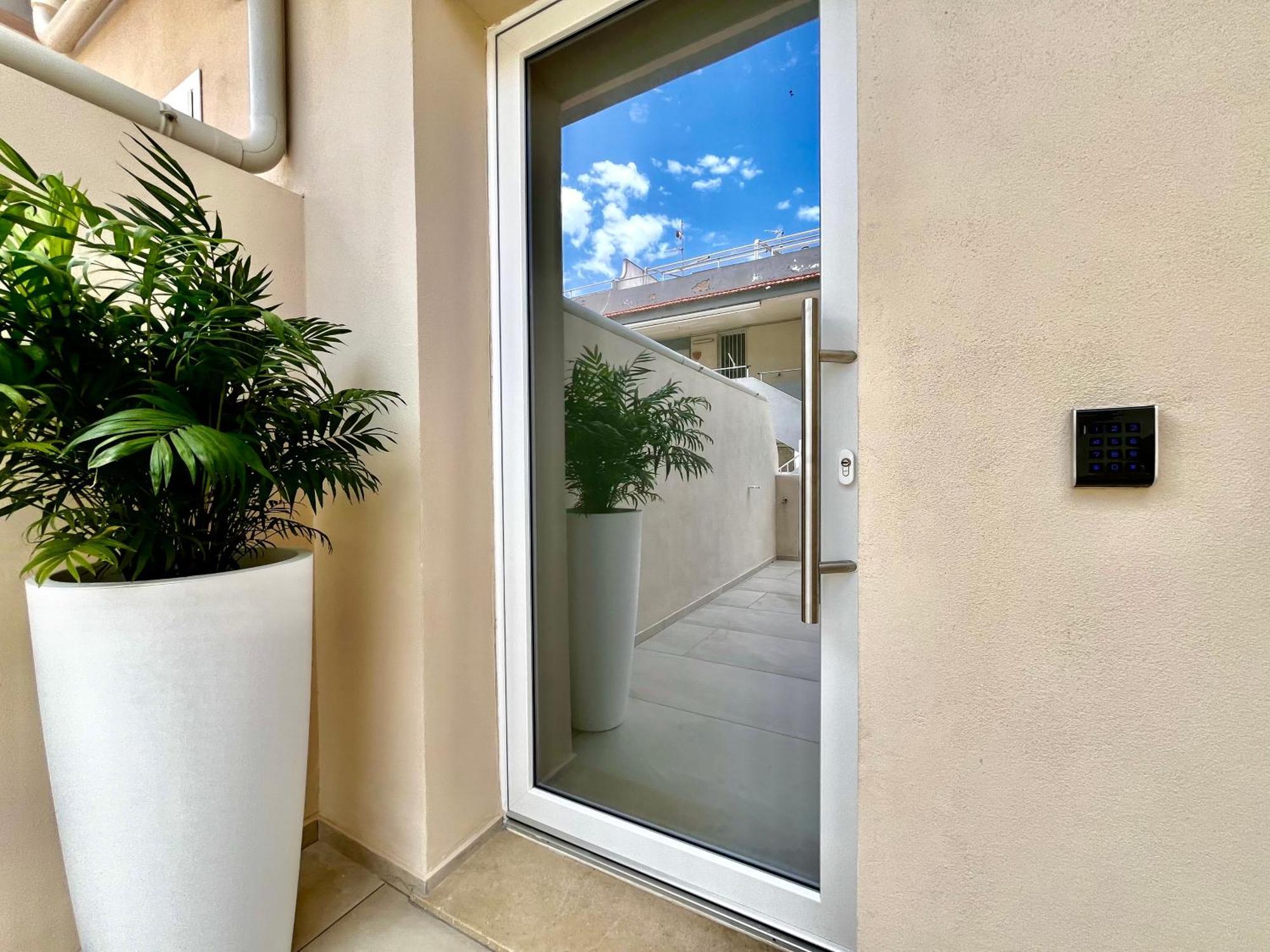 Casa Lina Apartment Пунта Сека Екстериор снимка
